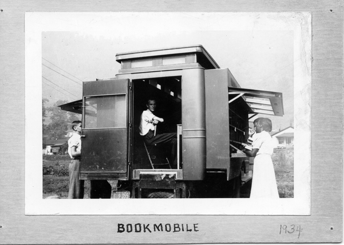 Bookmobile c1934