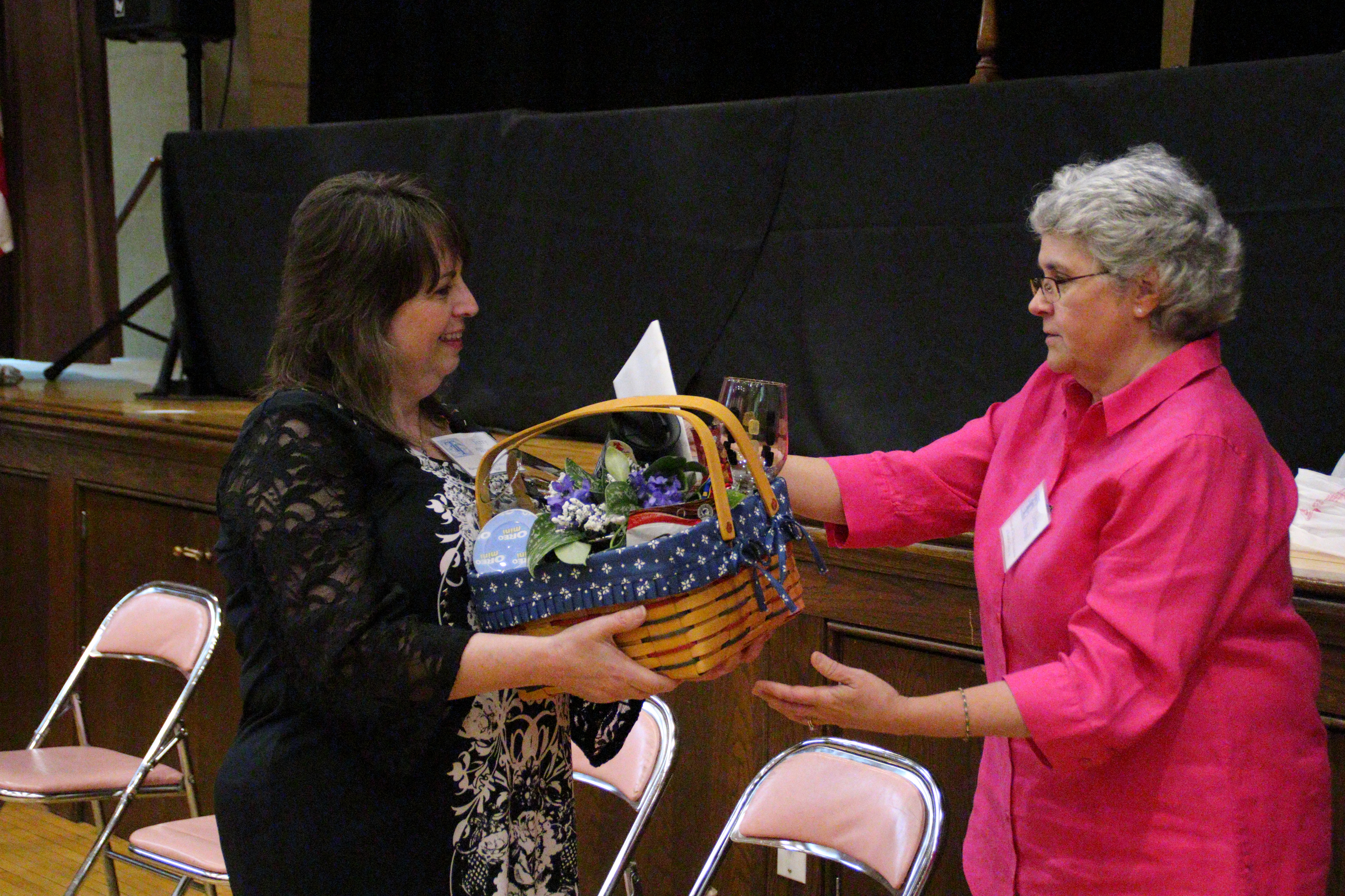Basket presented to winning bidder