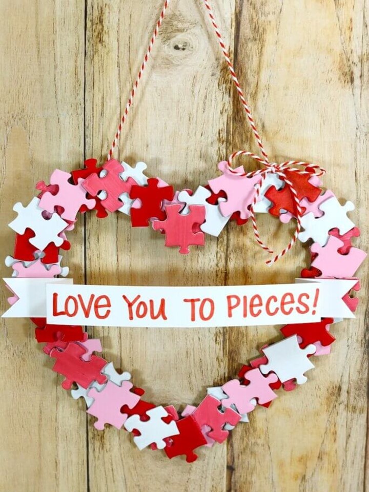 HANGING PUZZLE HEART 