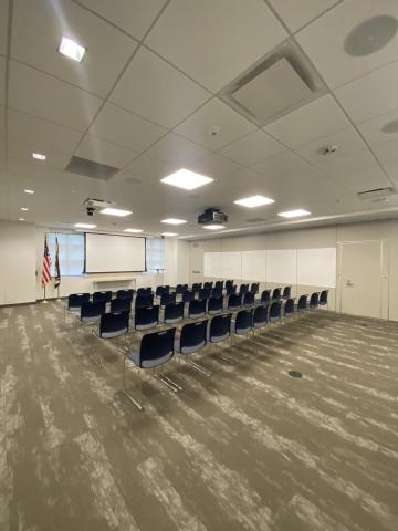 Picture of 311 B, Large with Chairs in the middle
